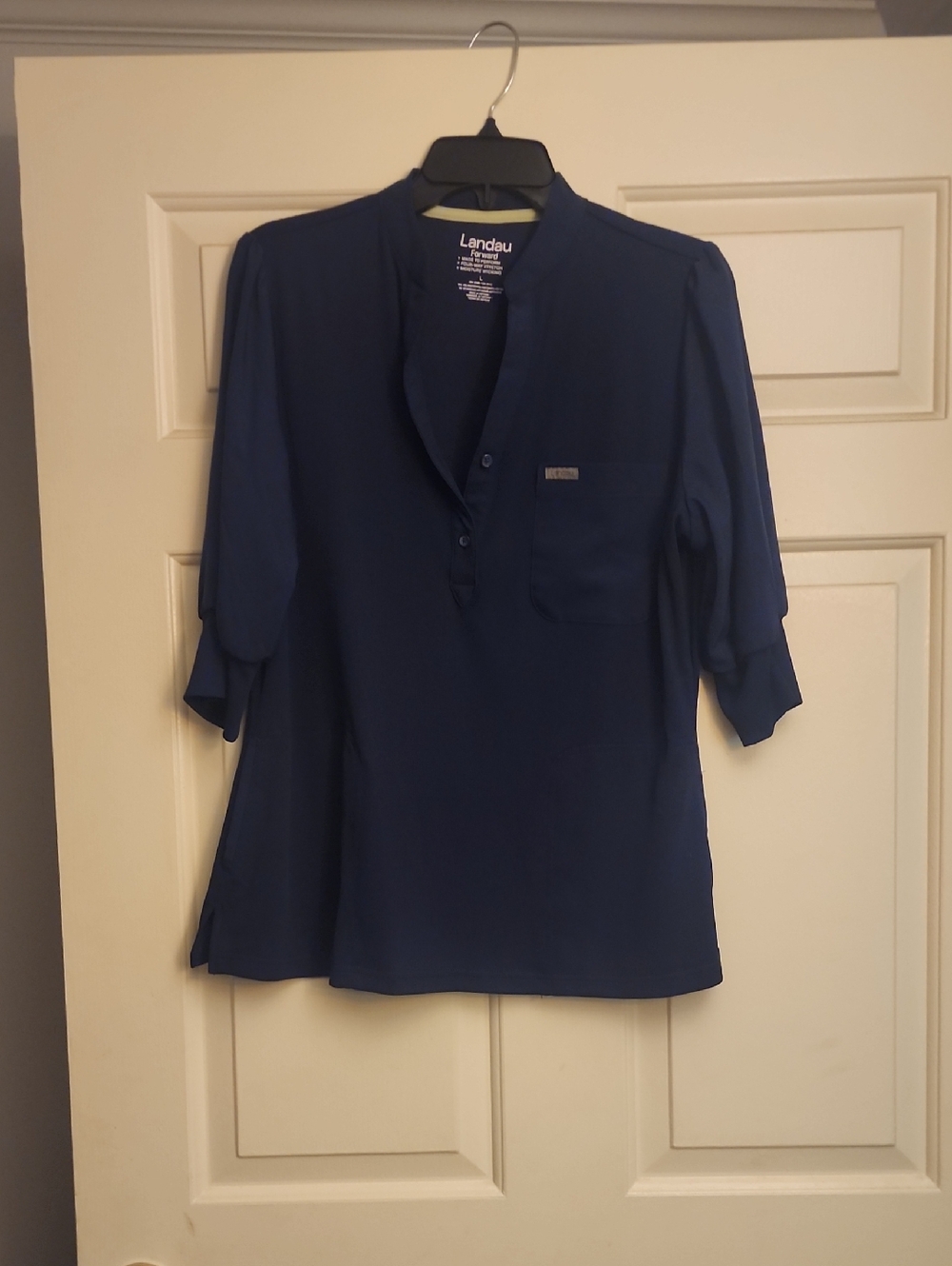 Landau Women's Dark Navy Split-Neck Tunic Blouse